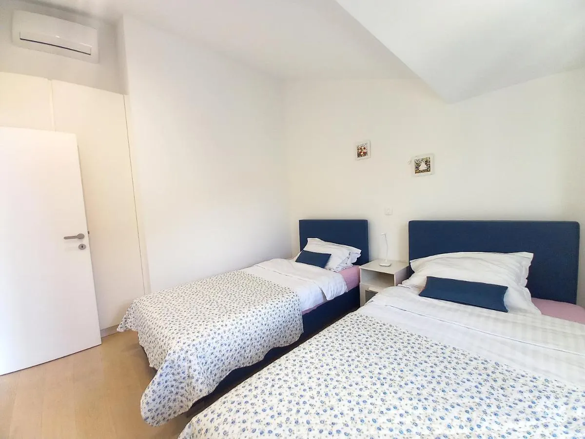 Apartments Marija By The Beach Malinska
