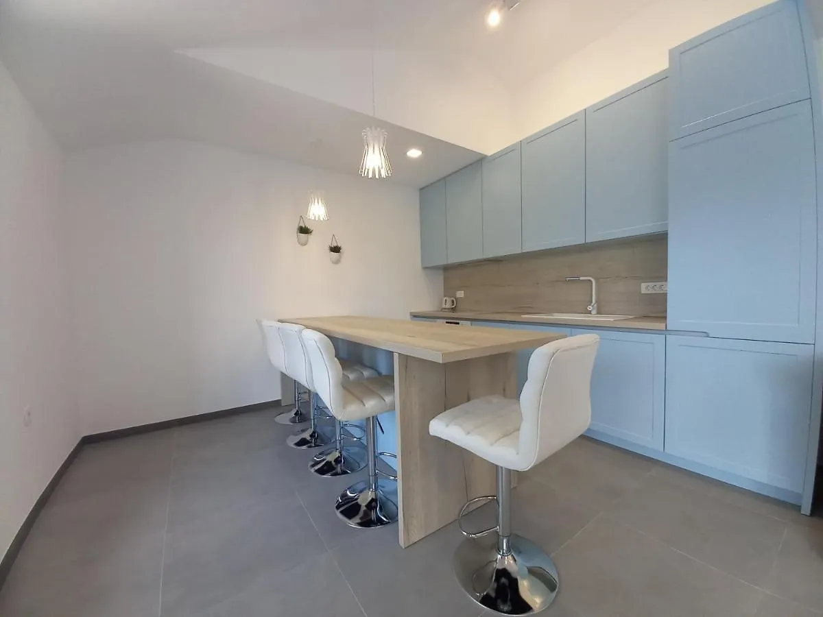 Apartments Marija By The Beach Malinska Croatia
