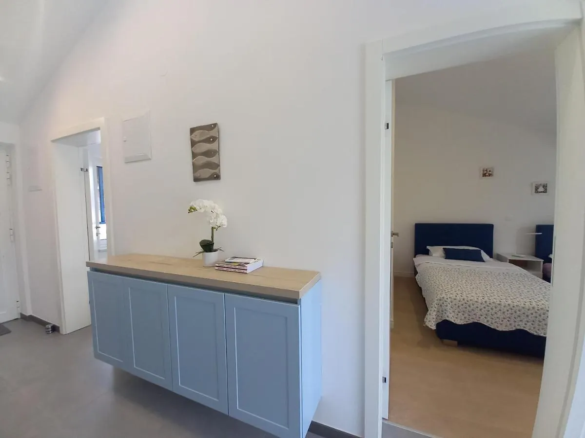 Apartments Marija By The Beach Malinska